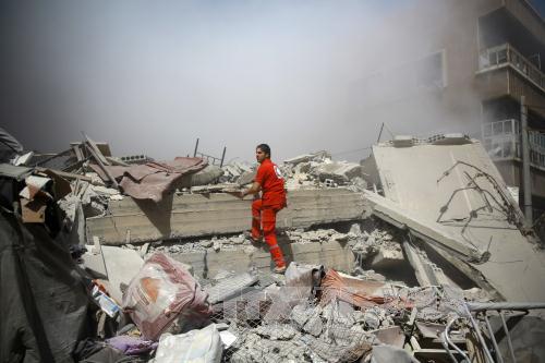 Máy bay Nga cứu trợ Syria bị nhiều nước cấm bay ảnh 1